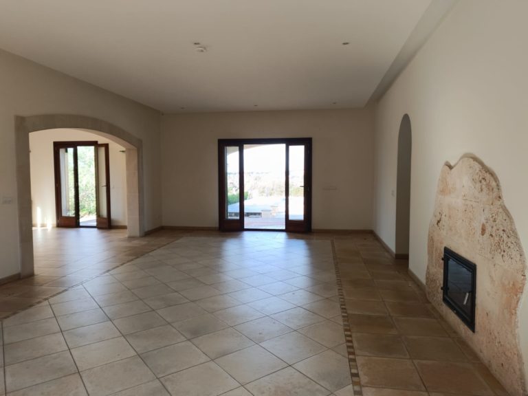 Große Finca bei Santanyi zu mieten