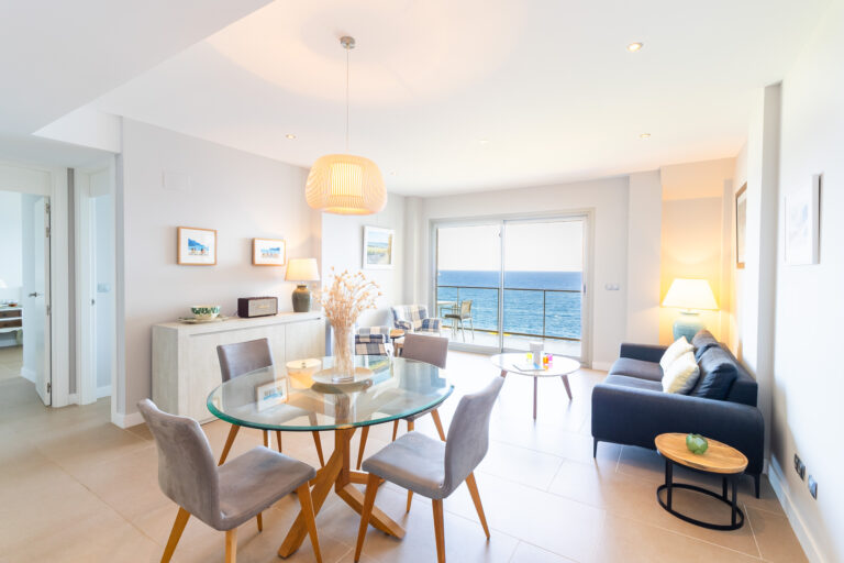 Wohnung mit Meerblick, 2 Schlafzimmer in Cala Figuera